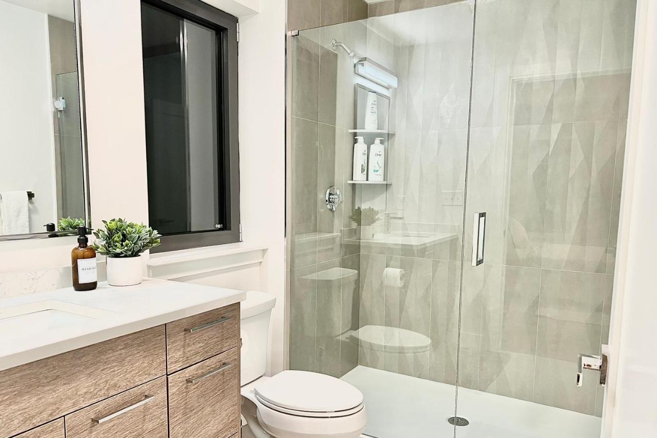 Modern 2 Bed Furnished Apartment In Quincy Exterior photo