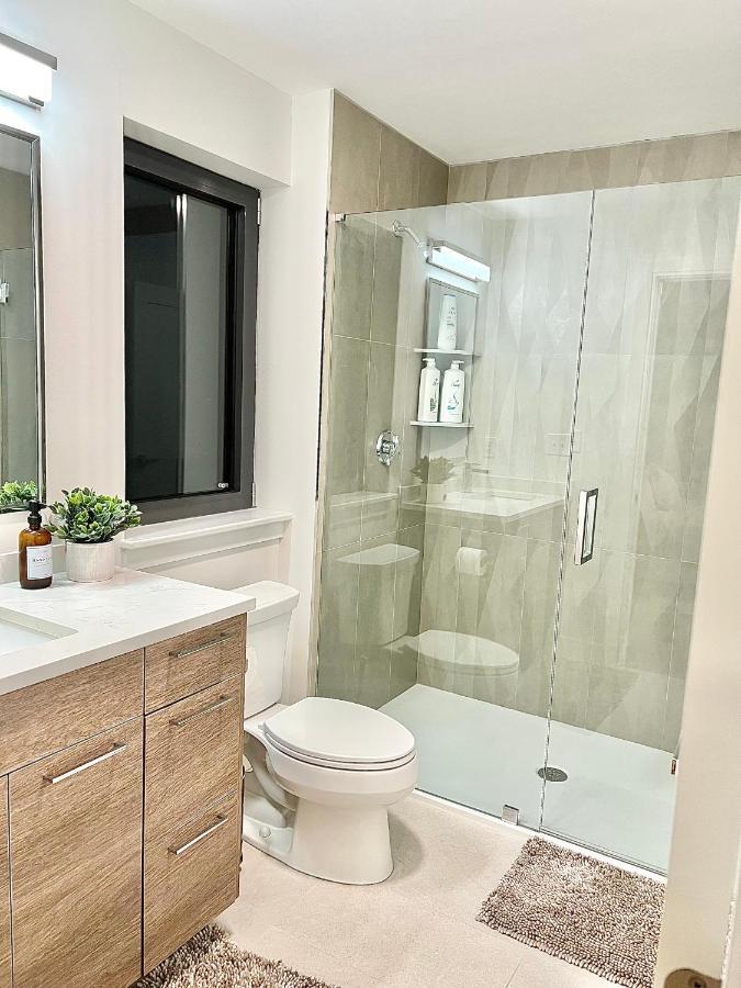 Modern 2 Bed Furnished Apartment In Quincy Exterior photo